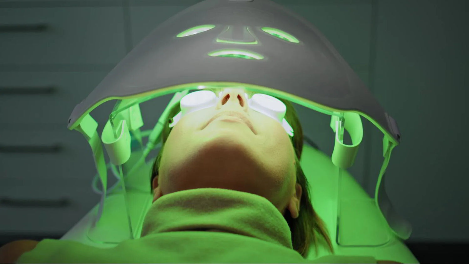 Revealing the Advantages of Green Light Therapy